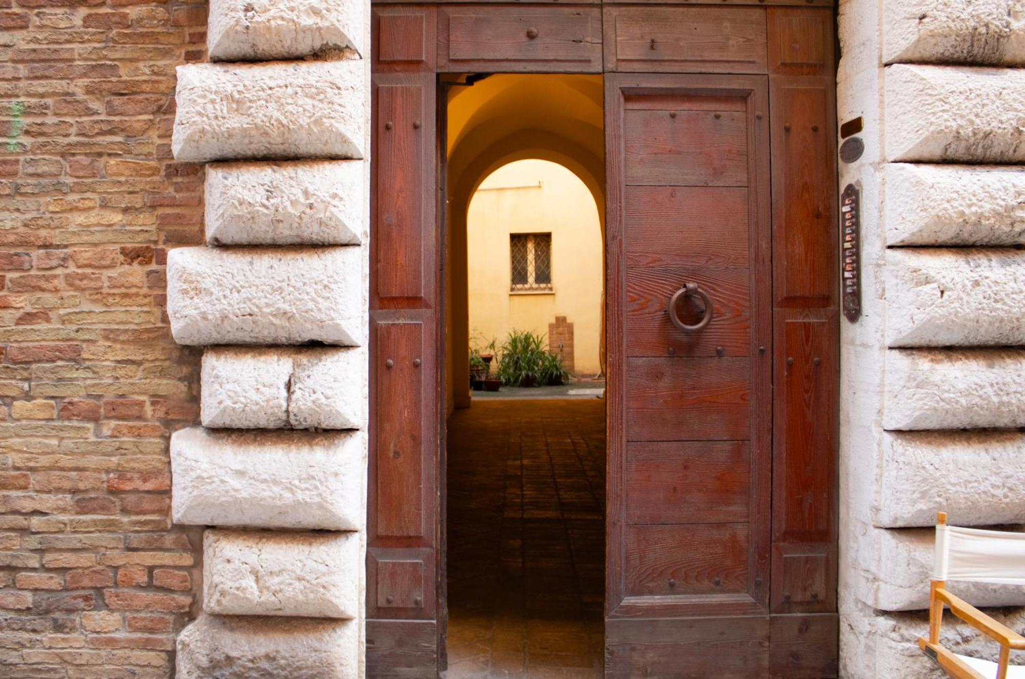 Ferienwohnung Palazzo Tancredi Ancona Exterior foto